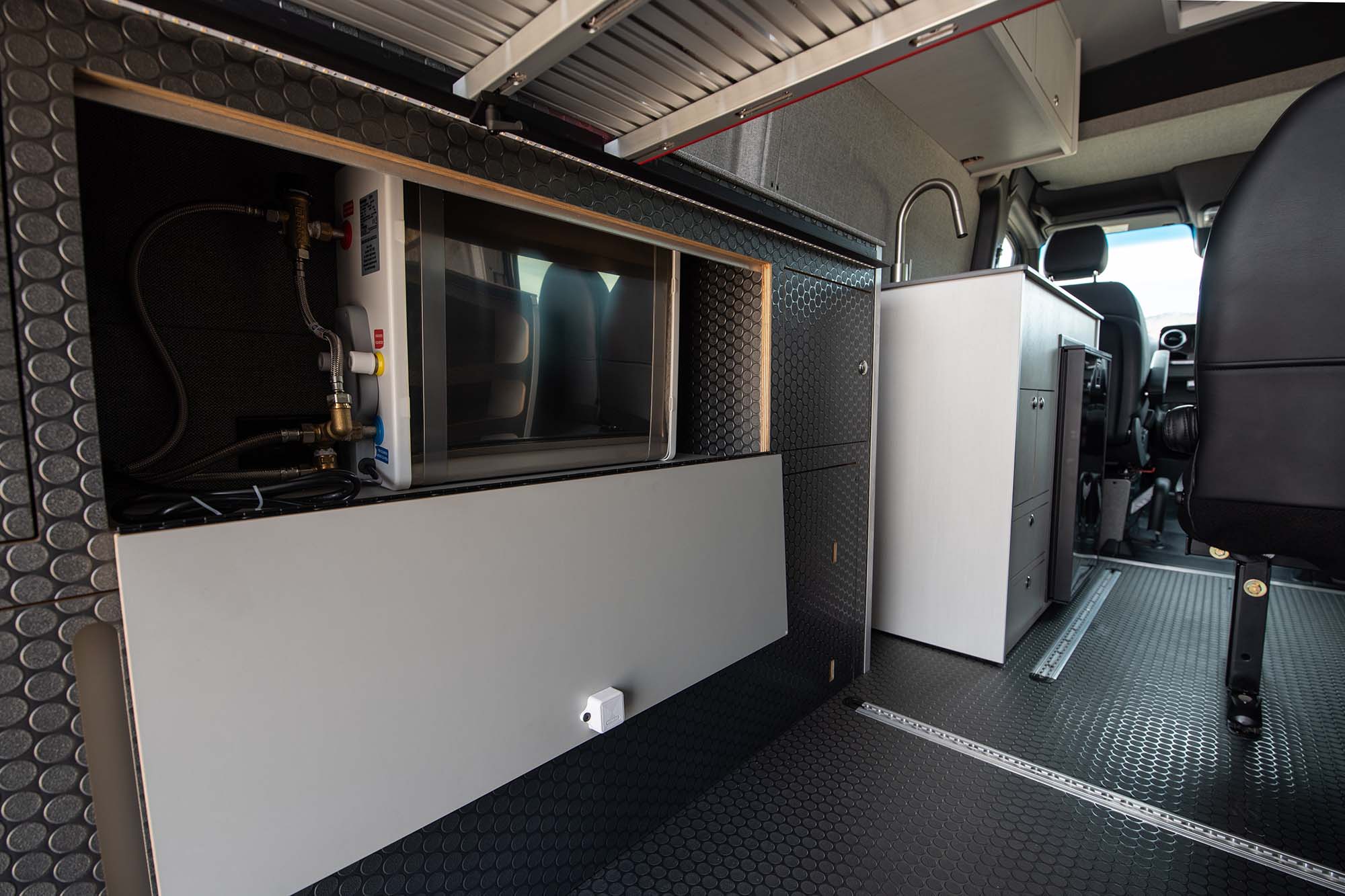 Classic 144 camper van — Mercedes-Benz Sprinter 144", photo 12