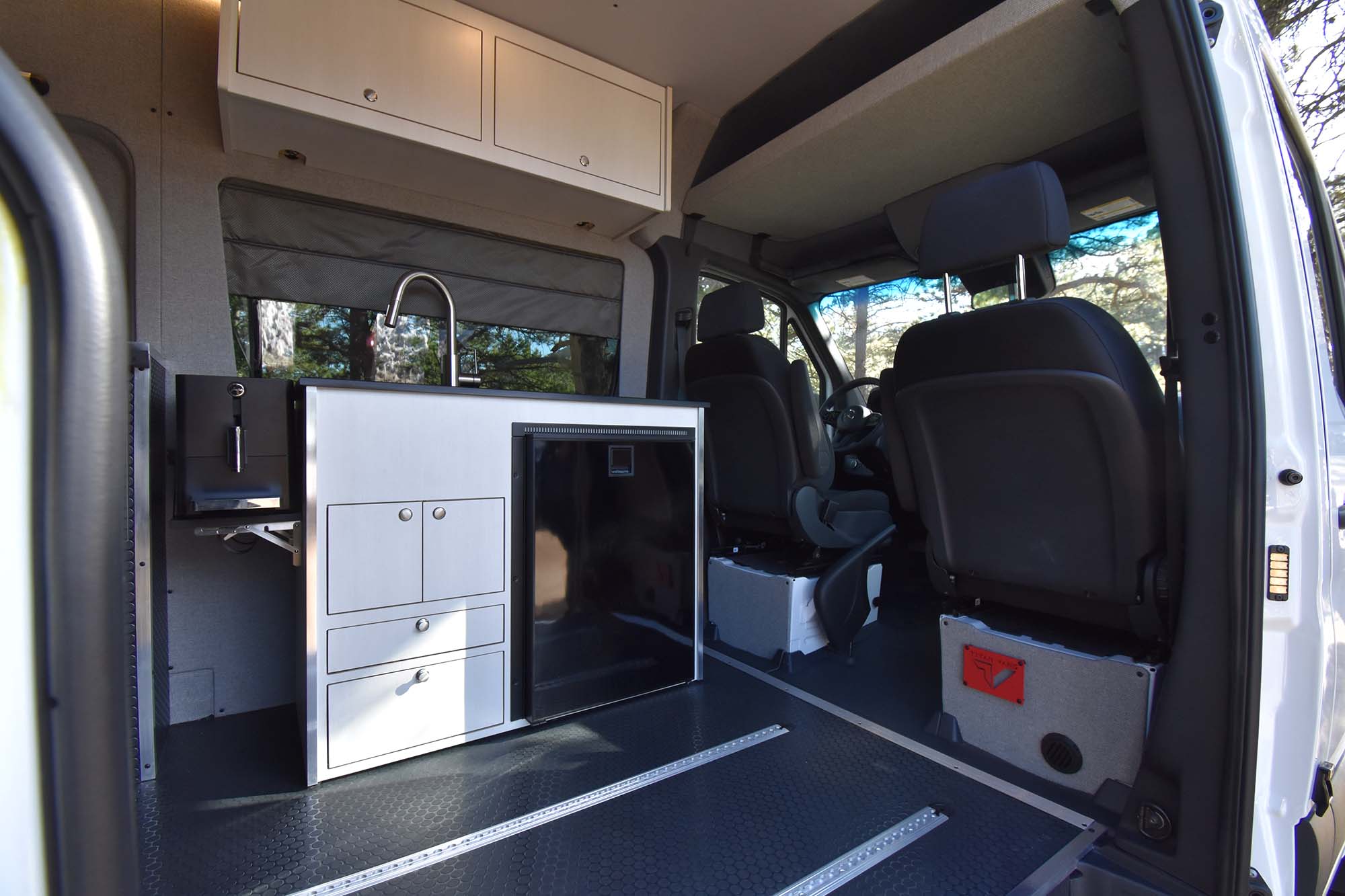 Classic 144 camper van — Mercedes-Benz Sprinter 144", photo 20