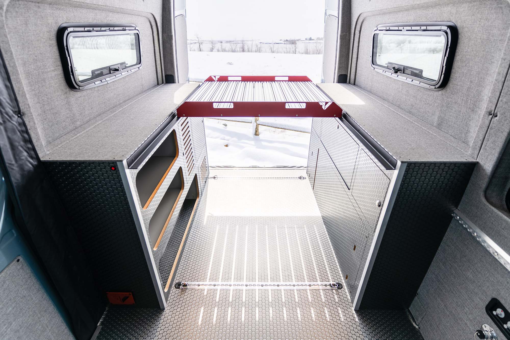 Classic 144 camper van — Mercedes-Benz Sprinter 144", photo 10