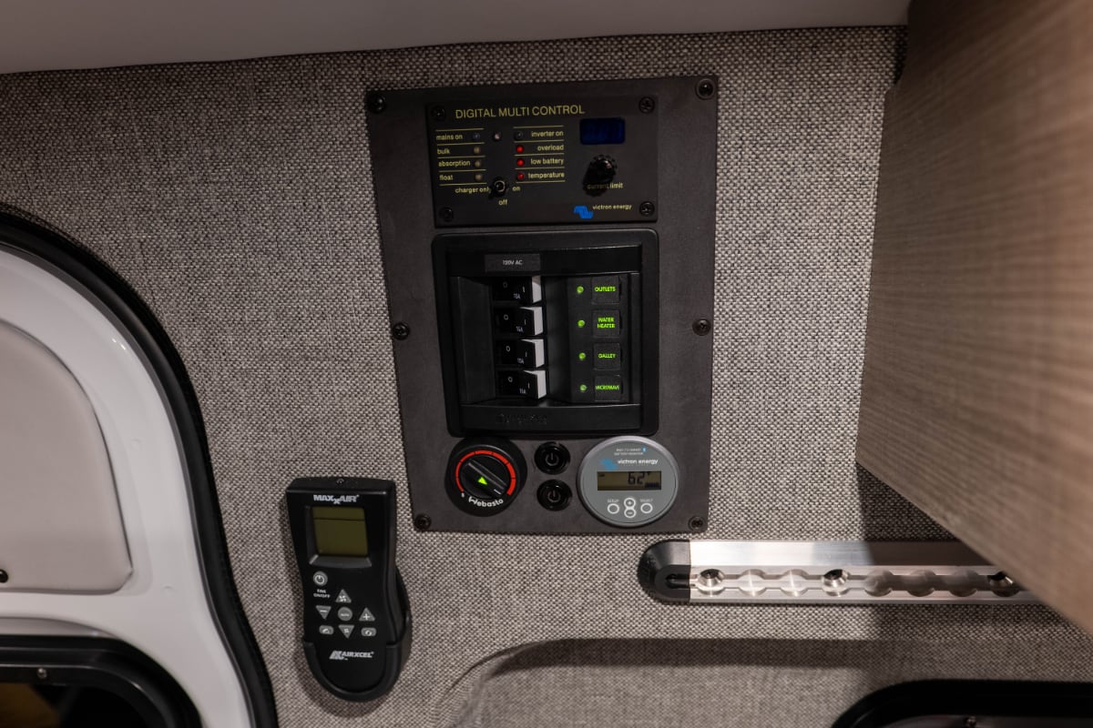 Classic 144 camper van — Mercedes-Benz Sprinter 144", photo 16