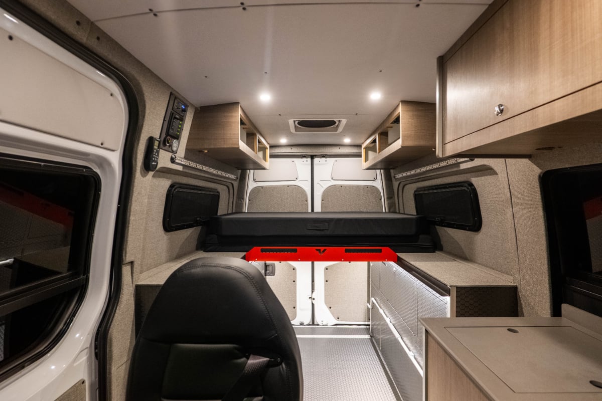 Classic 144 camper van — Mercedes-Benz Sprinter 144", photo 19