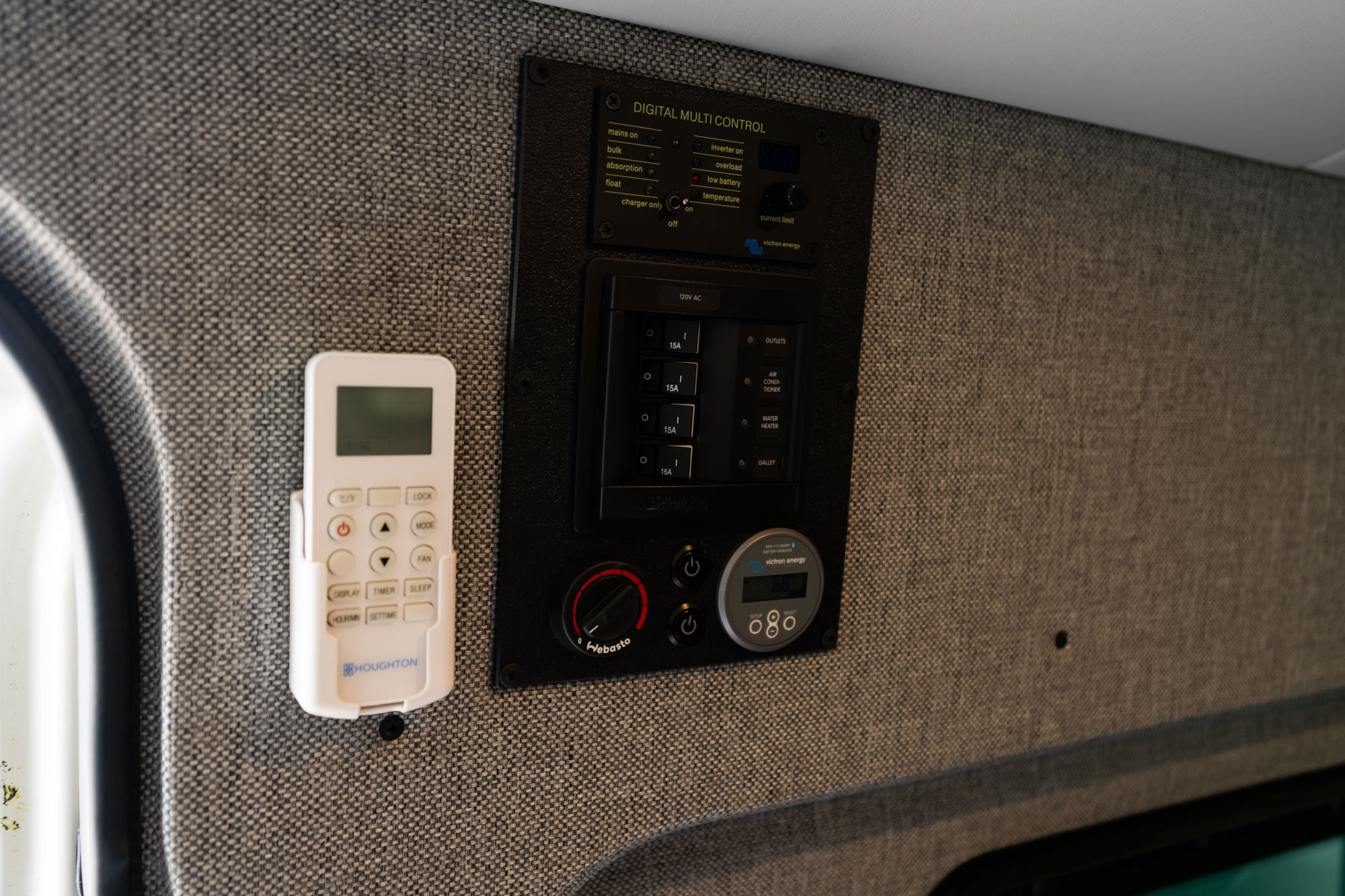 Classic 144 camper van — Mercedes-Benz Sprinter 144", photo 18