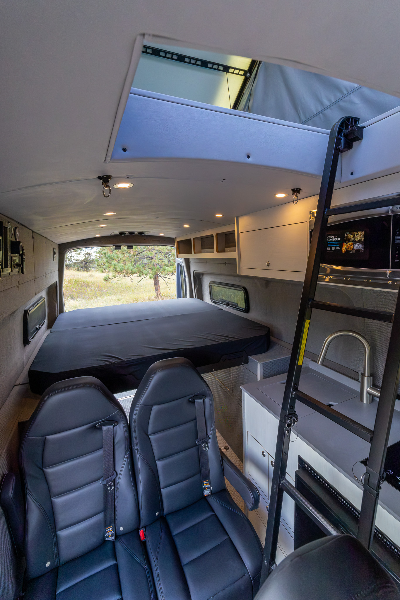Classic 148 EL camper van — Ford Transit 148" EL, photo 20
