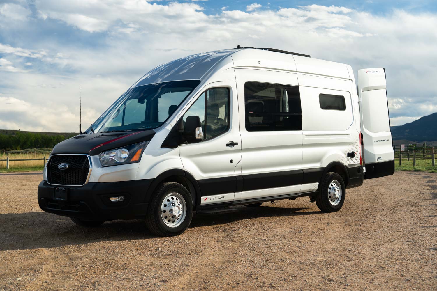 Classic 148 camper van — Ford Transit 148", photo 2