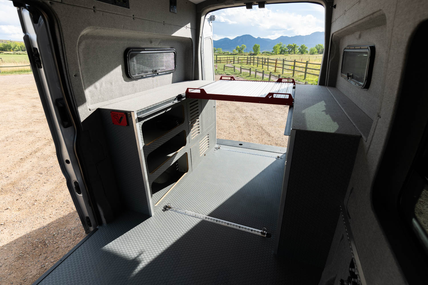 Classic 148 camper van — Ford Transit 148", photo 6