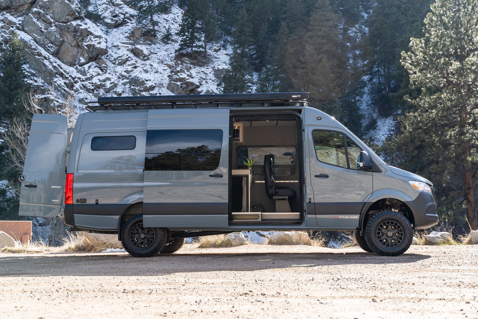 Classic 170 camper van — Mercedes-Benz Sprinter 170", photo 9