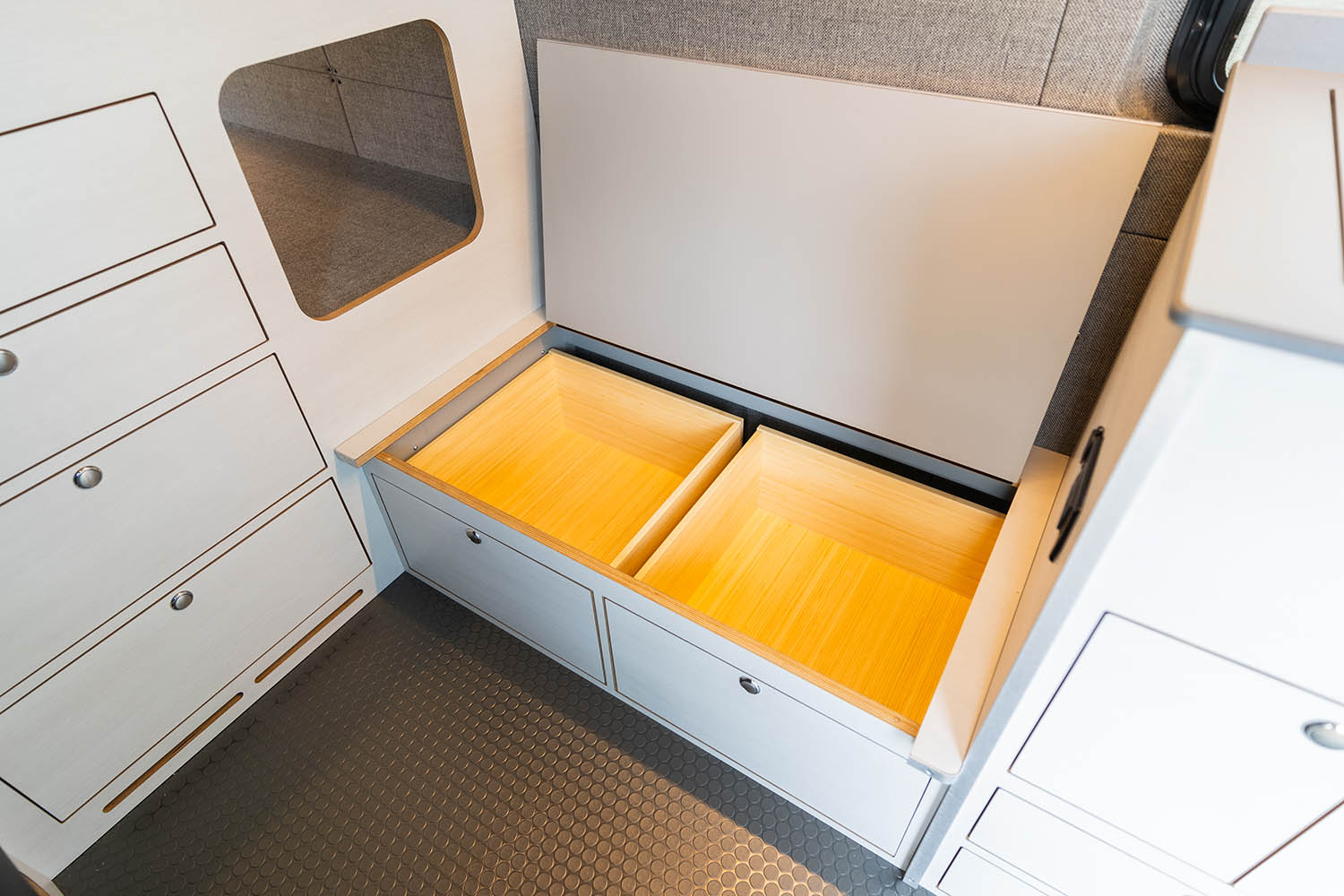 Kronos 170 camper van — Mercedes-Benz Sprinter 170", photo 7