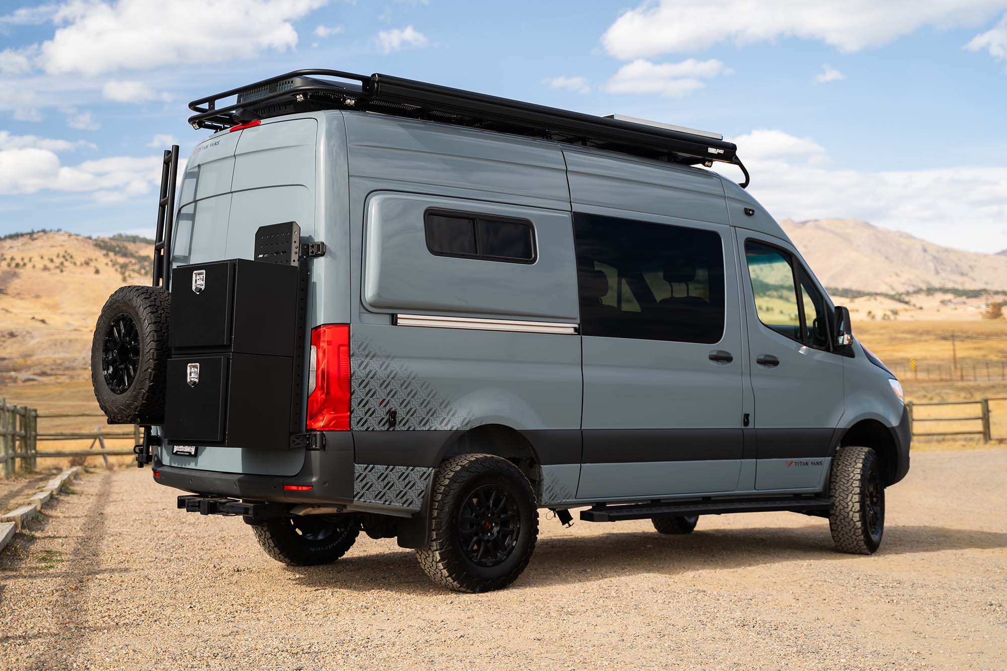 Metis 144 camper van — Mercedes-Benz Sprinter 144", photo 14