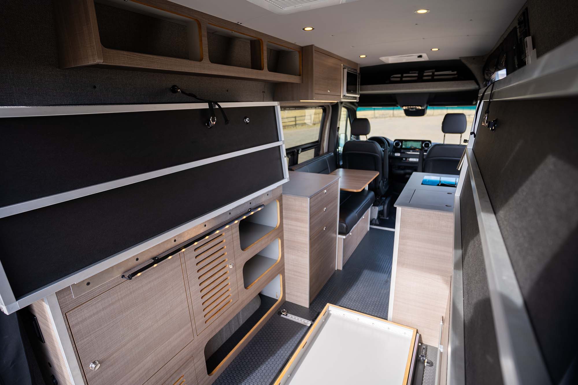 Metis 144 camper van — Mercedes-Benz Sprinter 144", photo 5