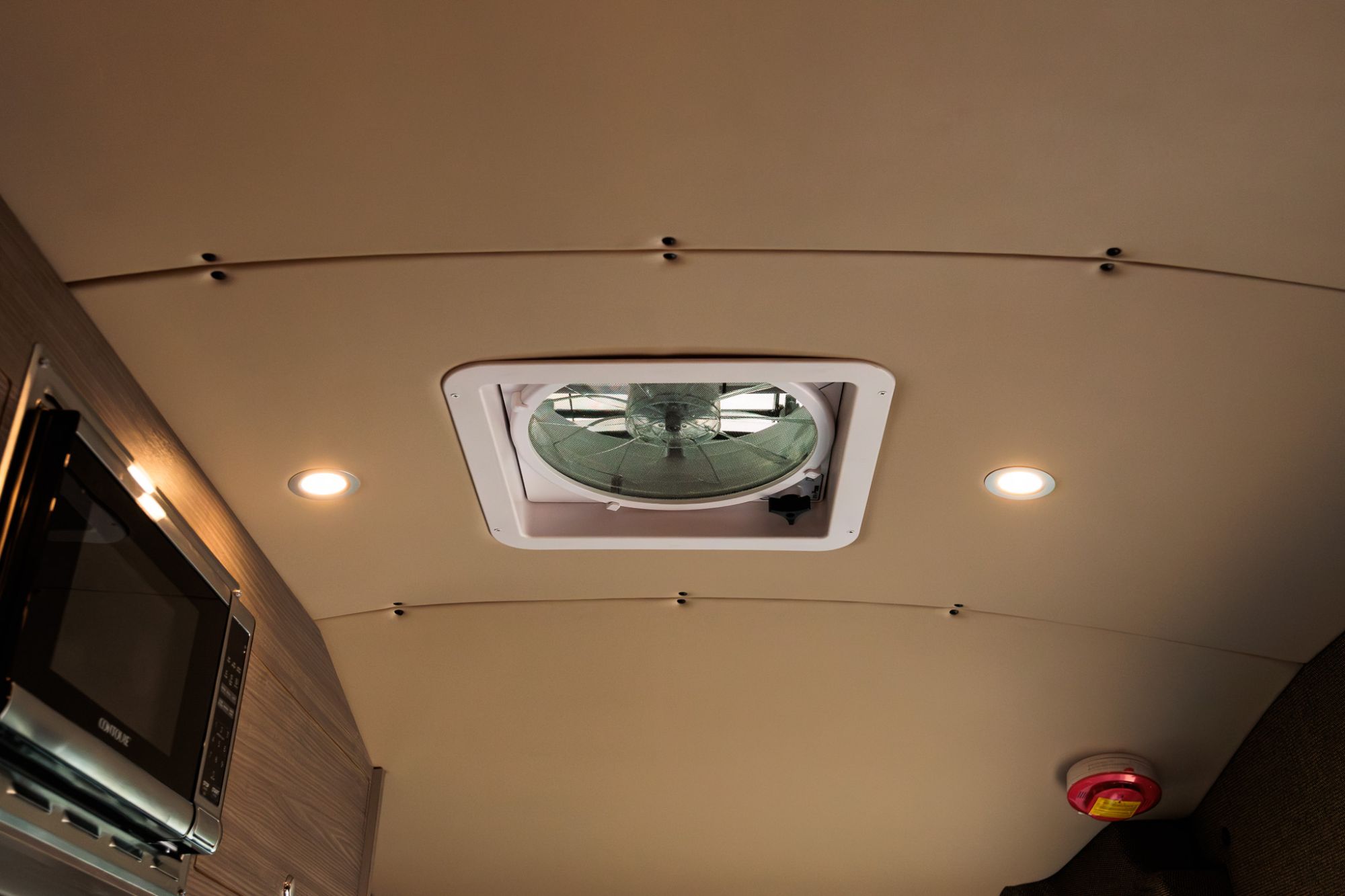 Metis 148 EL camper van — Ford Transit 148" EL, photo 30