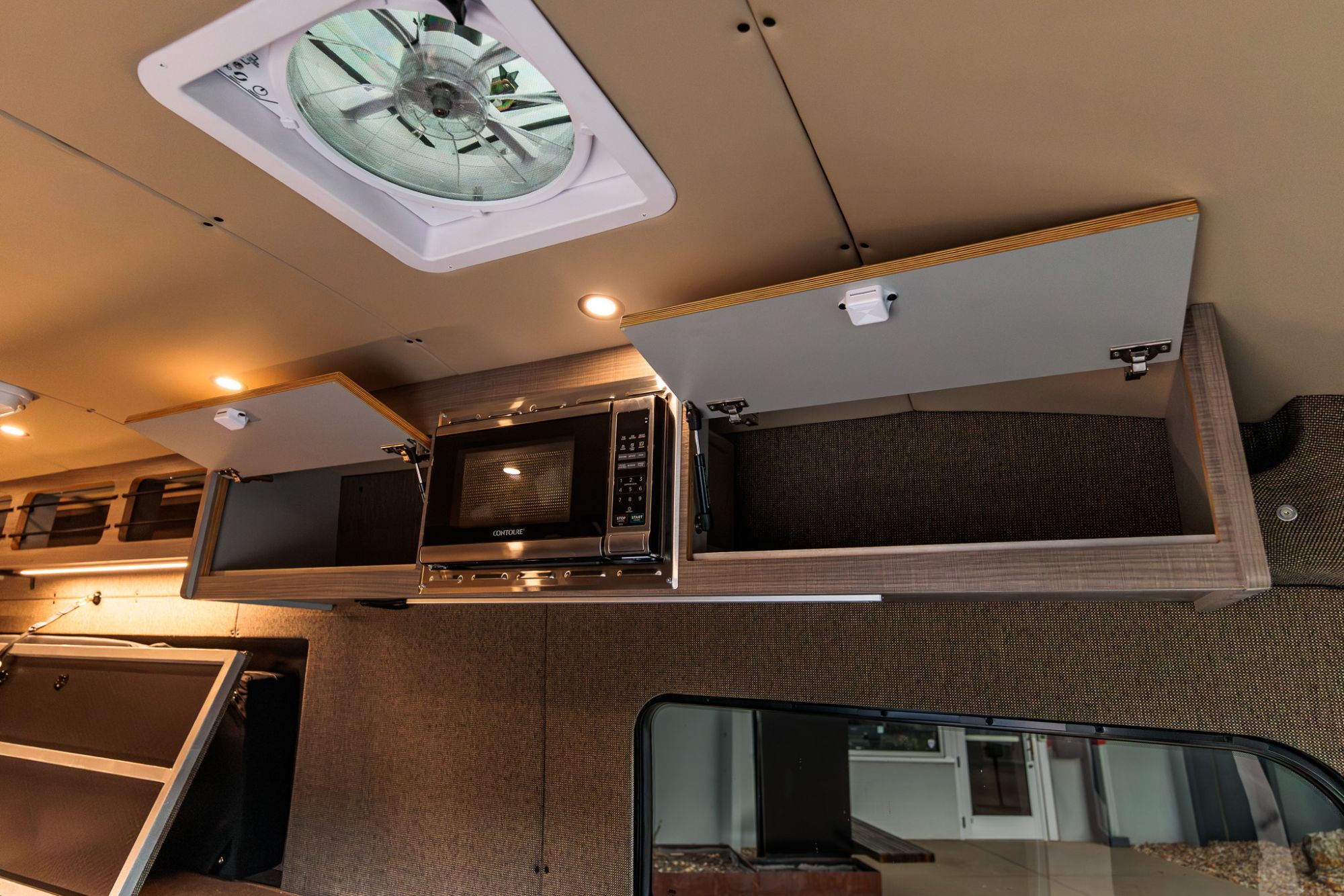 Metis 148 EL camper van — Ford Transit 148" EL, photo 34