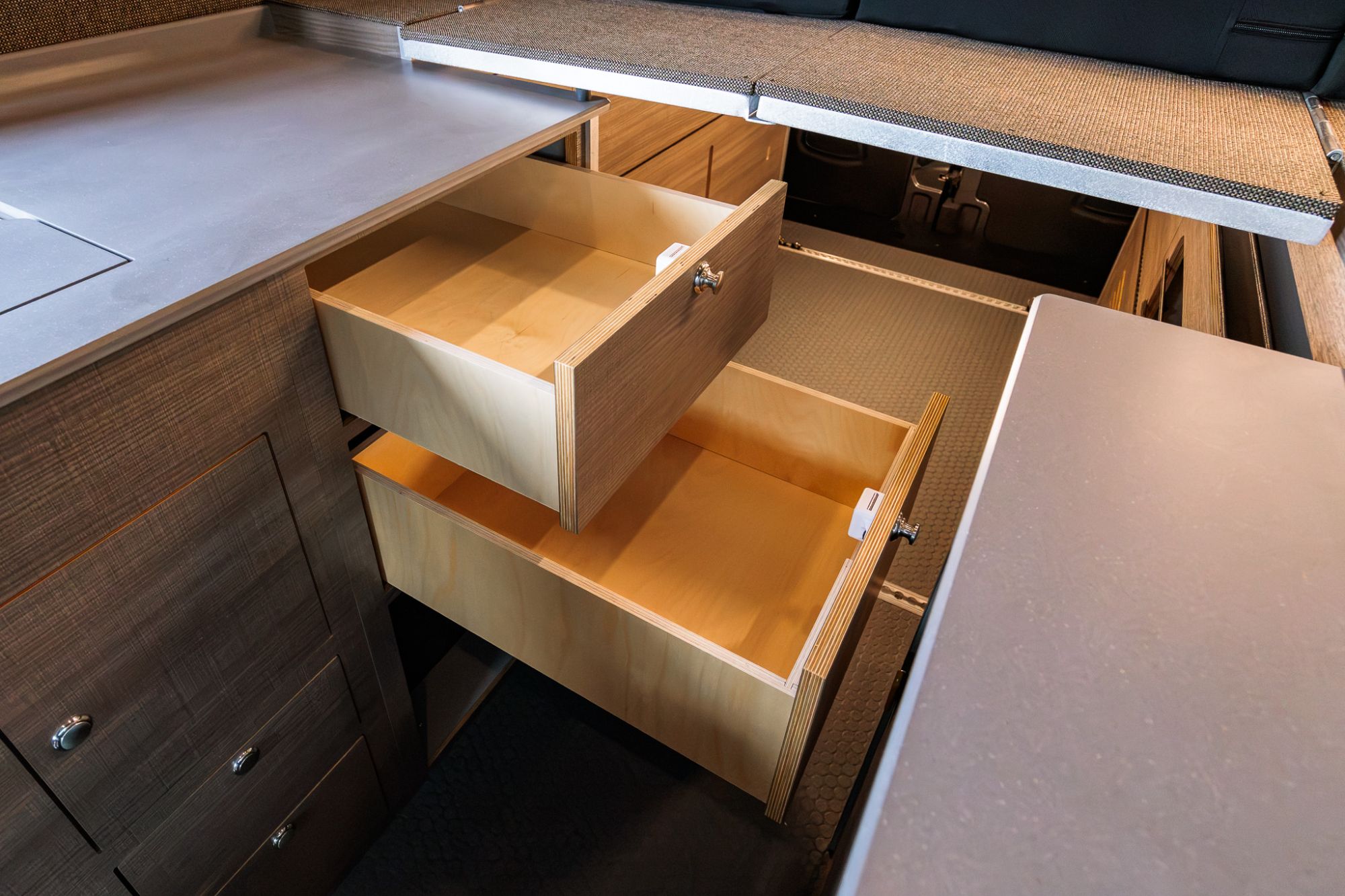 Metis 148 EL camper van — Ford Transit 148" EL, photo 42