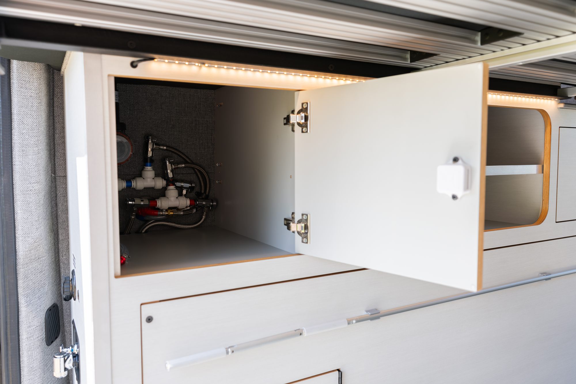Ultra 144 camper van — Mercedes-Benz Sprinter 144", photo 18