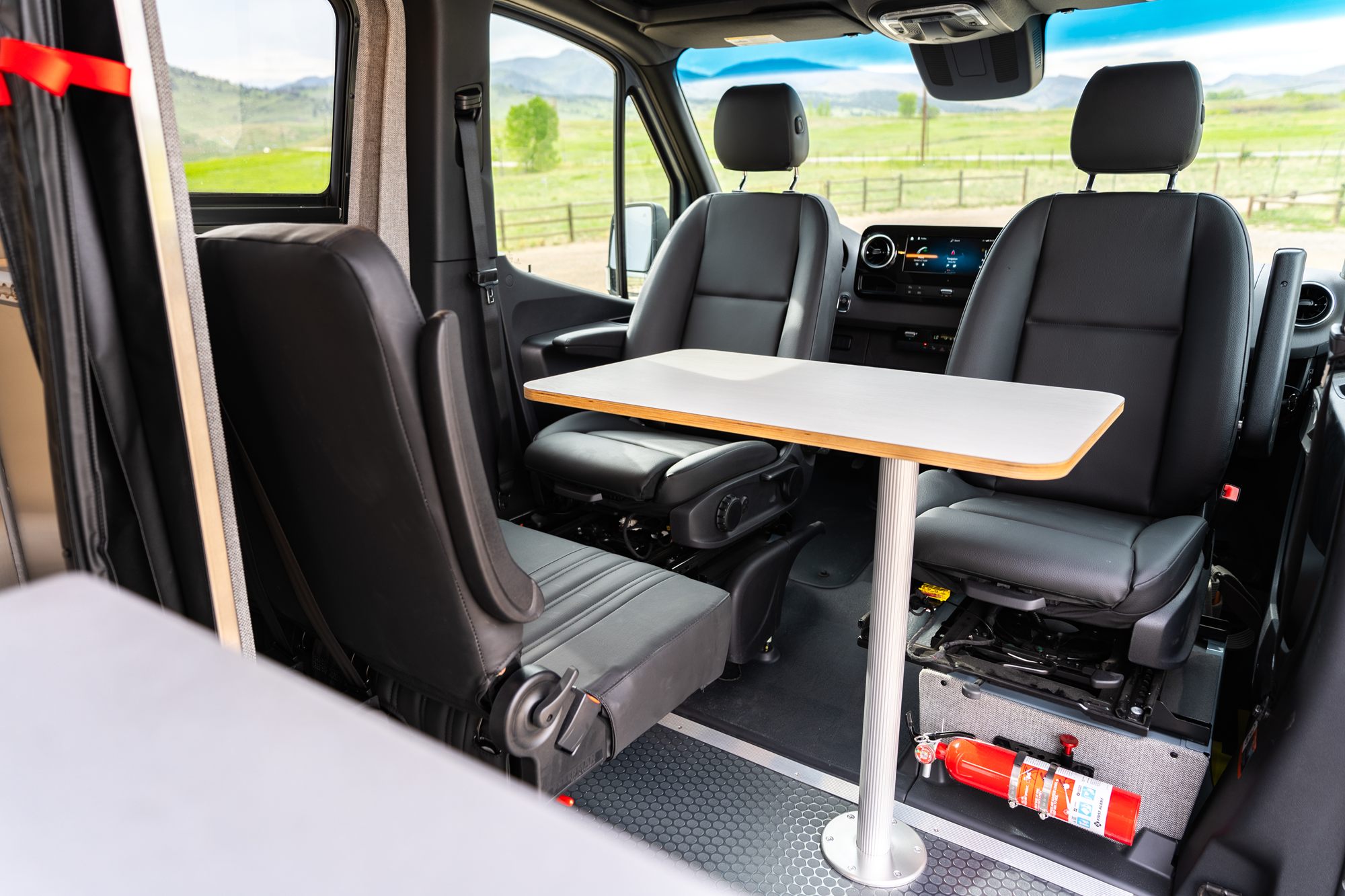 Ultra 144 camper van — Mercedes-Benz Sprinter 144", photo 15