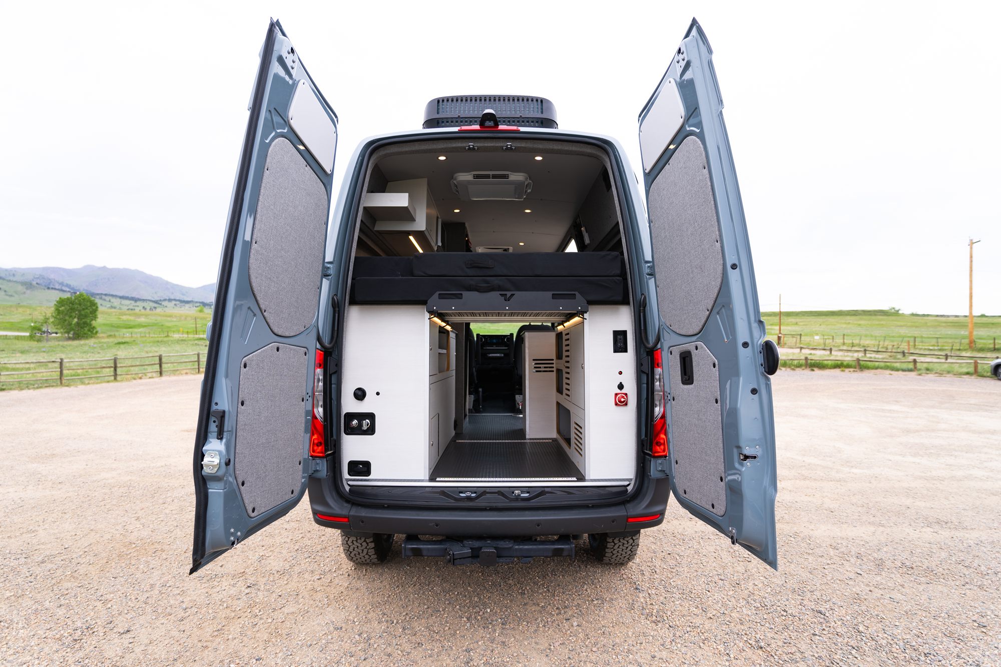 Ultra 144 camper van — Mercedes-Benz Sprinter 144", photo 6