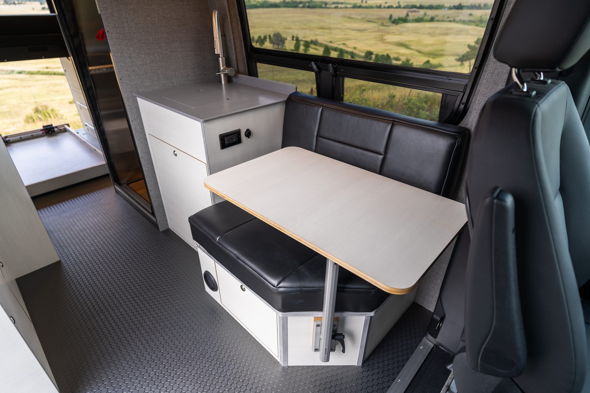 Ultra 170 camper van — Mercedes-Benz Sprinter 170", photo 6