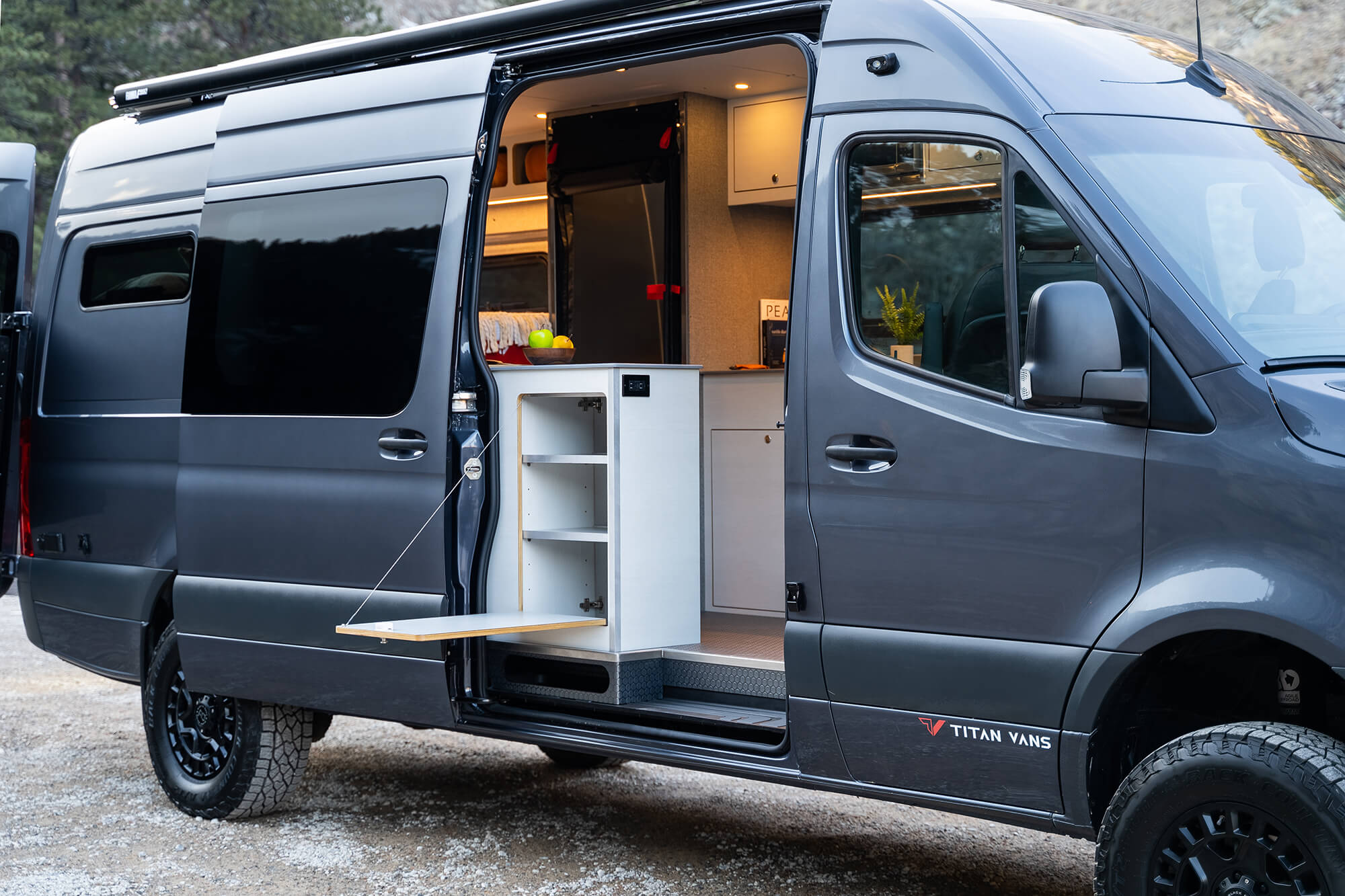 Ultra 170 camper van — Mercedes-Benz Sprinter 170", photo 4