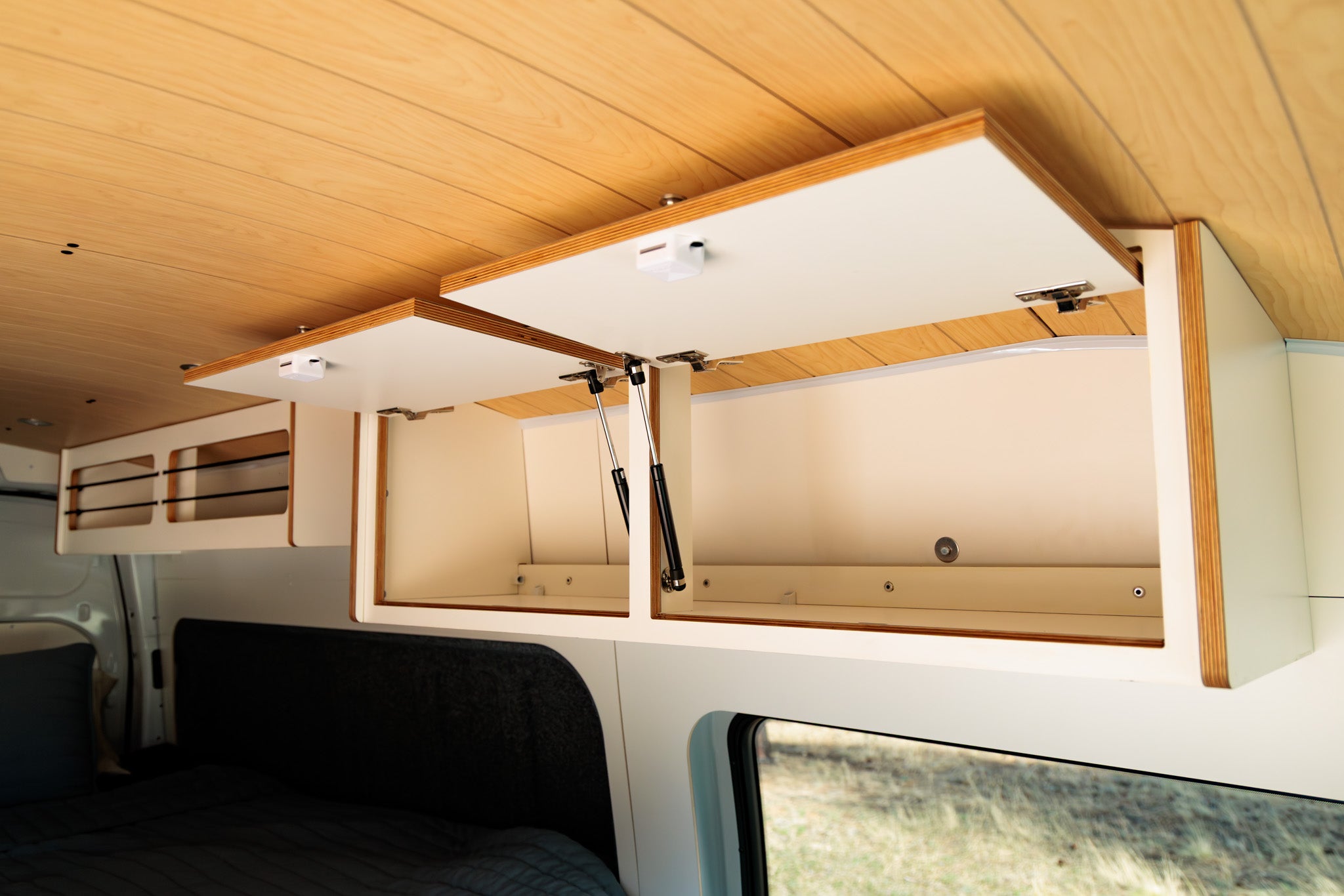 2025 Transit Timber Rambler Van — photo 14 of 19