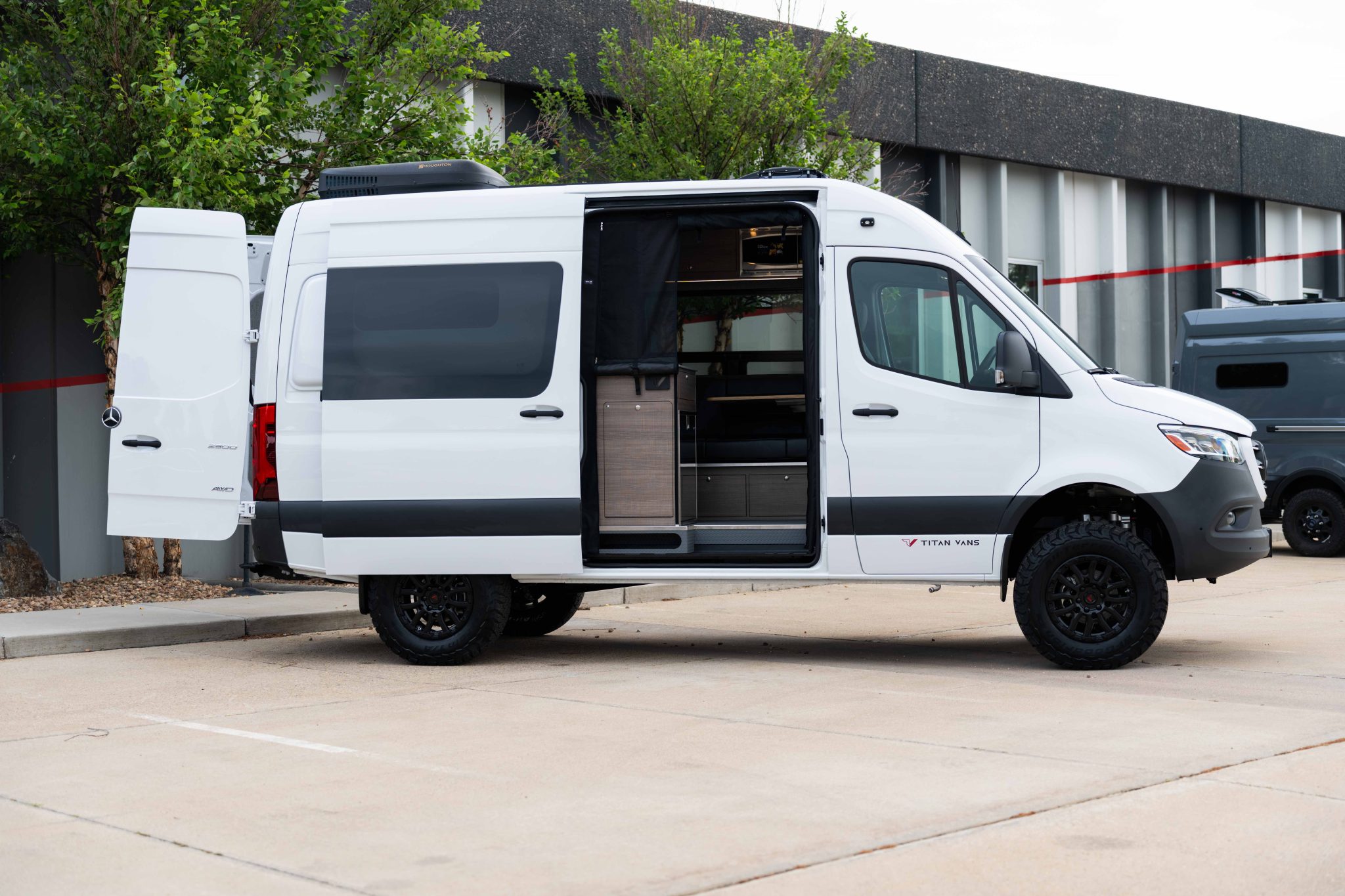 Sliding door and rear doors open on the passenger side